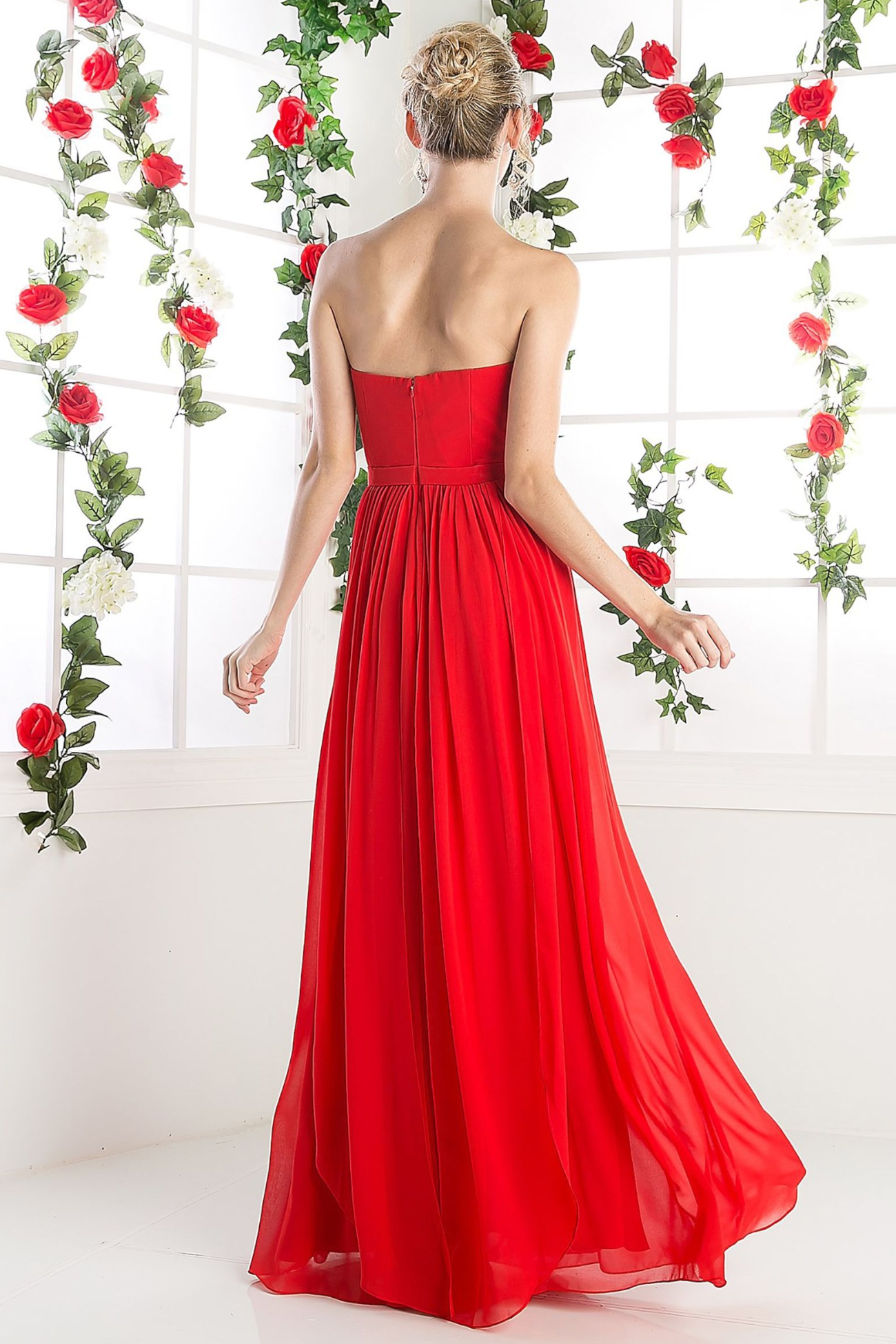 Strapless Sweetheart Necklin Dress