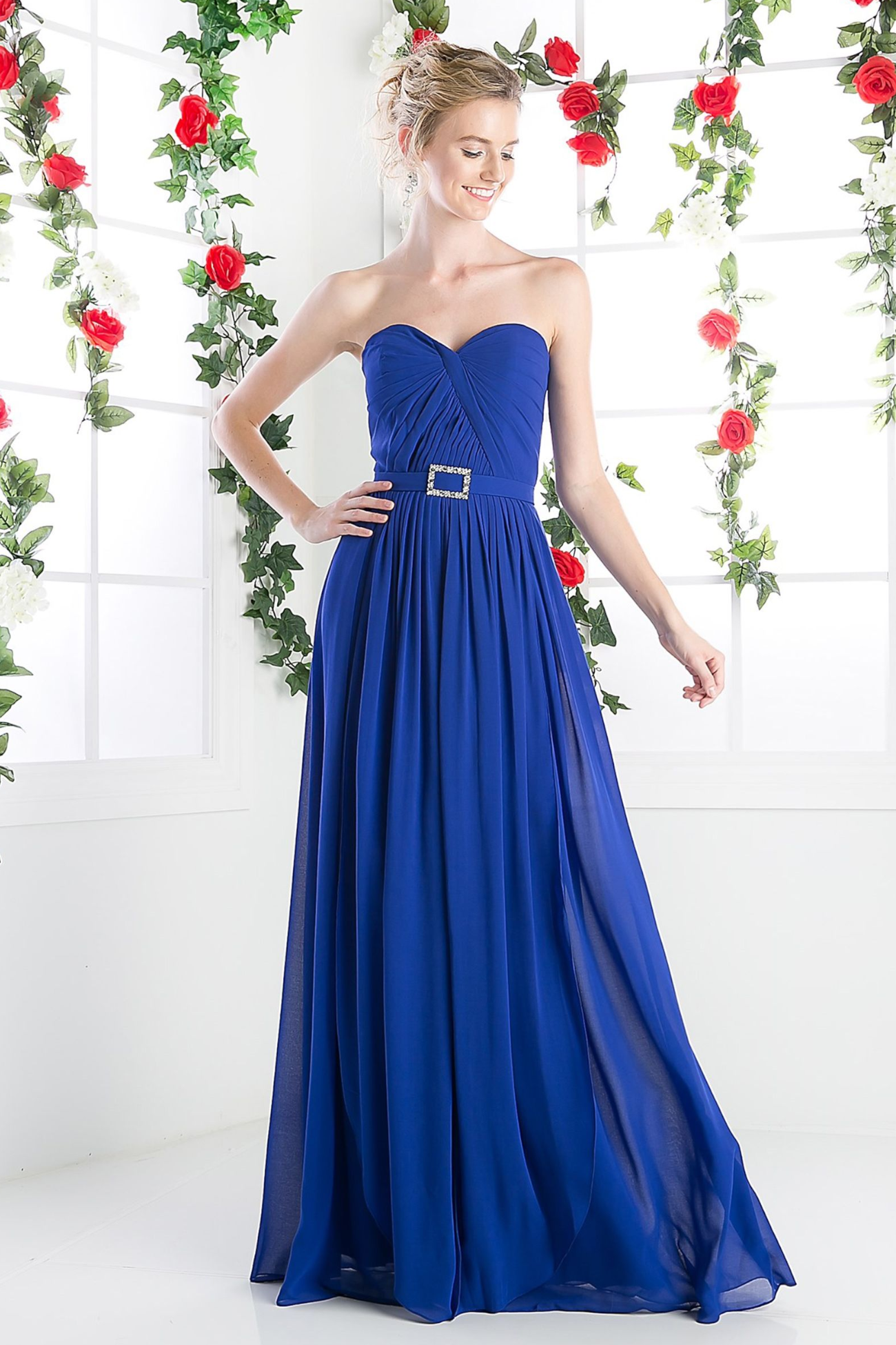 Strapless Sweetheart Necklin Dress