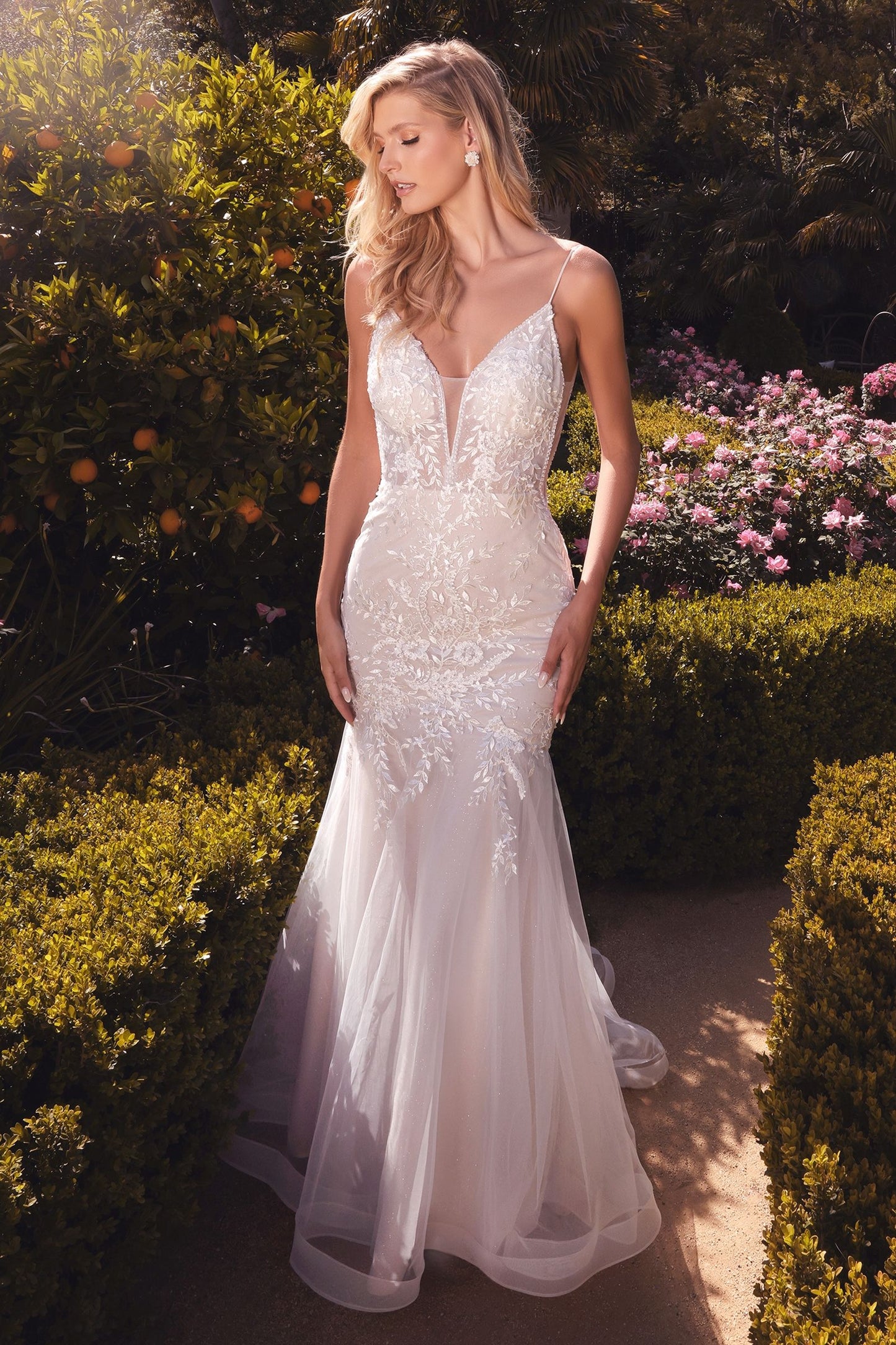 Vika Lace Mermaid Wedding Gown