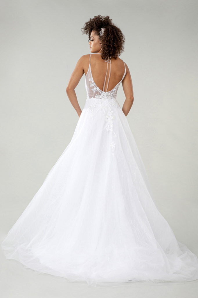 Embroidered Sheer Bodice V-Neck Wedding Gown /w Tail