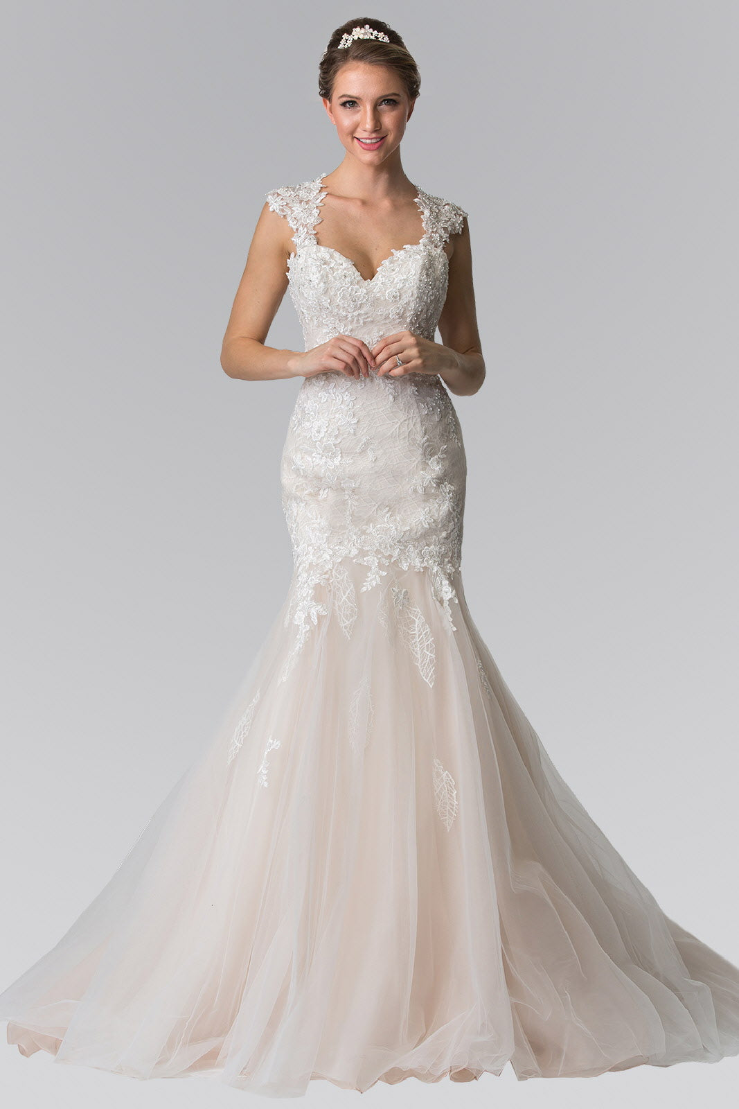 Lace Embellished Mermaid Style Wedding Dress