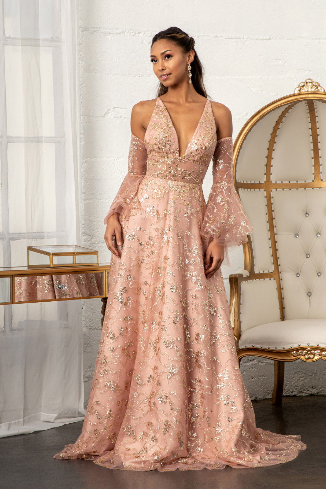 Sheer Waistline V-Neck Glitter Mesh Prom Dress w/ Detachable Mesh Sleeve