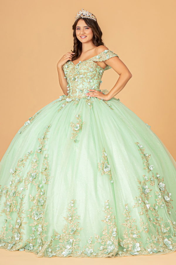 3-D Flower Applique Sweetheart Neckline Mesh Quinceanera Ball Gown