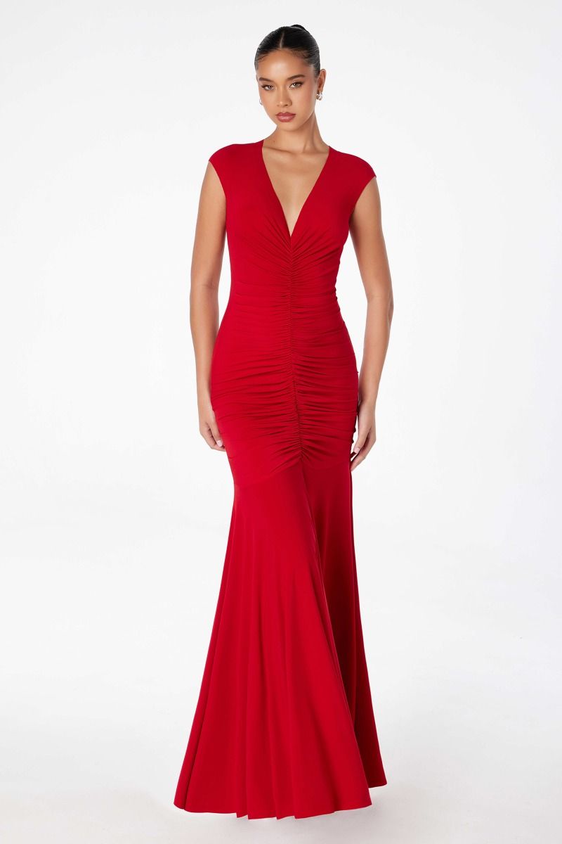 Mermaid dress V-neckline covered back