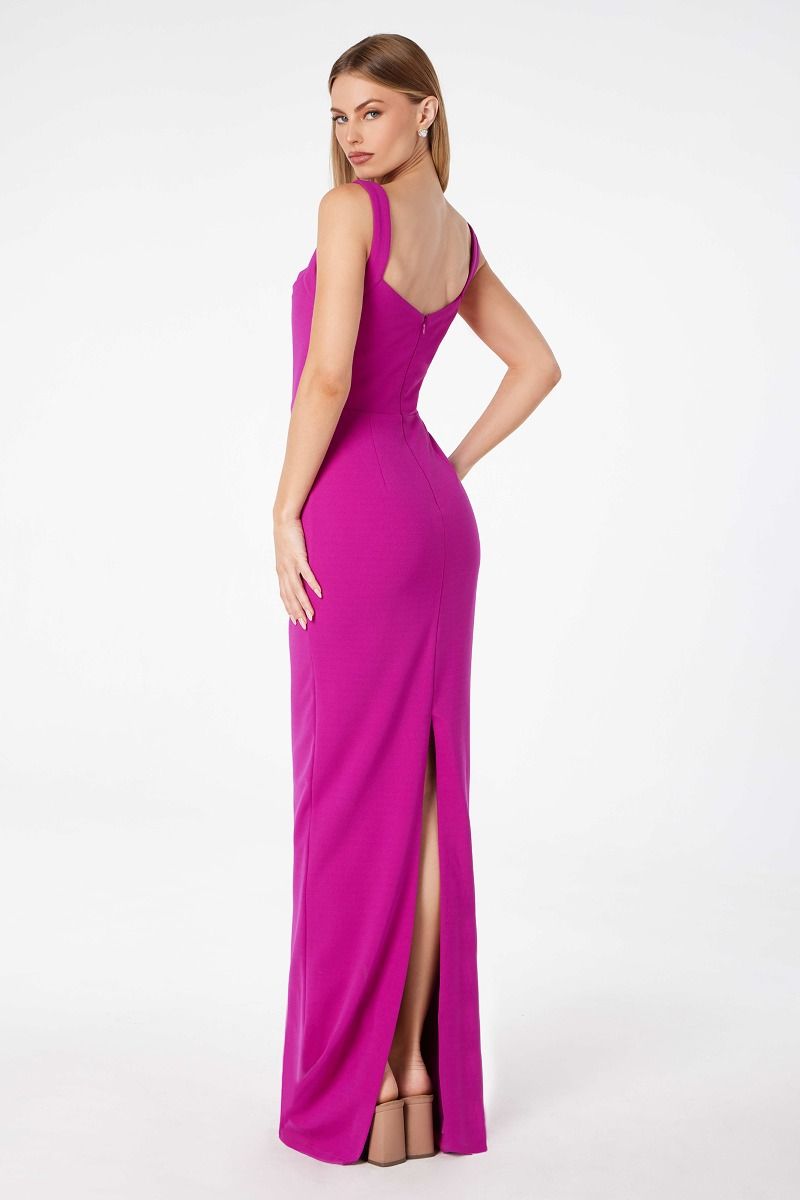 Mermaid dress with square neckline, straps and square back